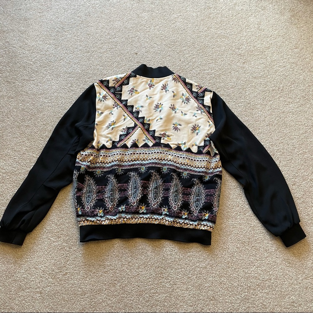 Patterned Jacket - Picture 9 of 11